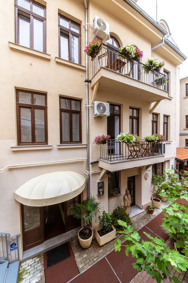 Bucharest Boutique By Jullie公寓式酒店 外观 照片