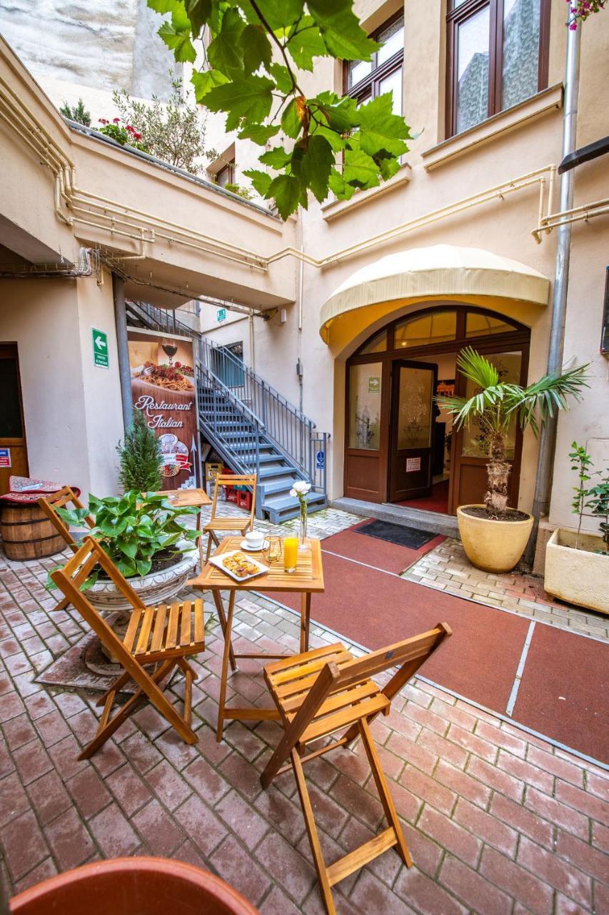 Bucharest Boutique By Jullie公寓式酒店 外观 照片